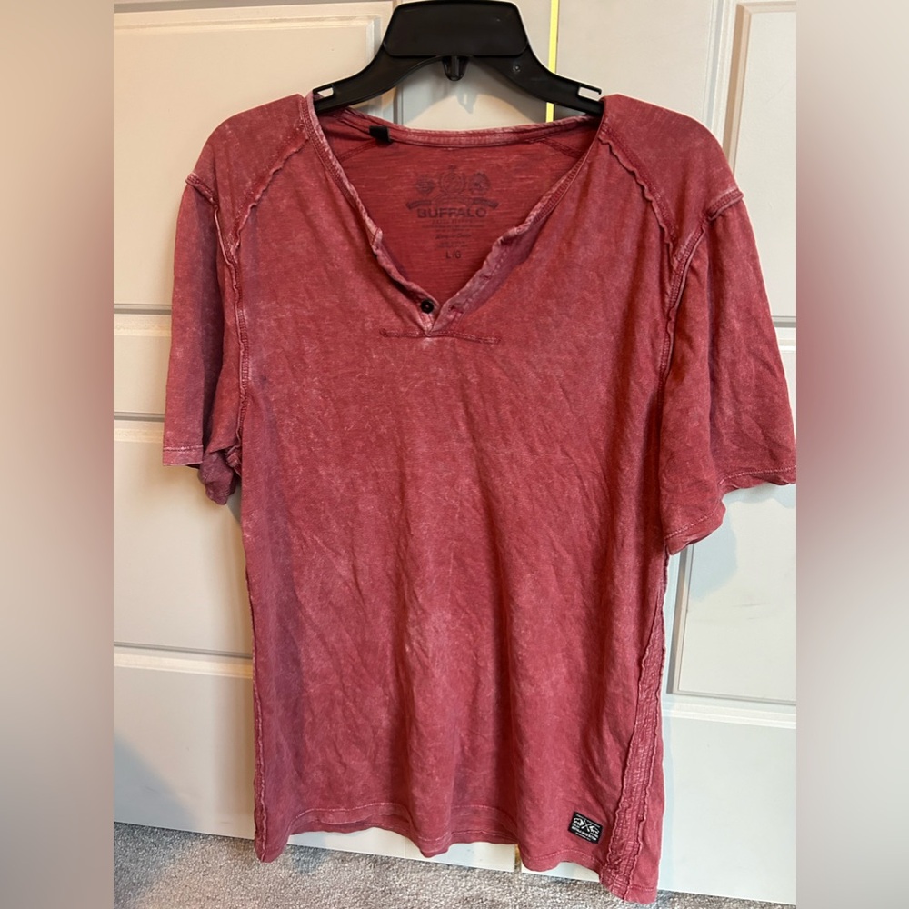 Red tee